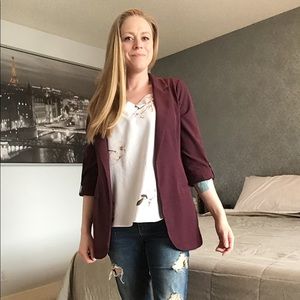 Meet your Posher, Cassandra